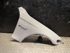 BMW 5 Touring (F11) 2014 Aile right side