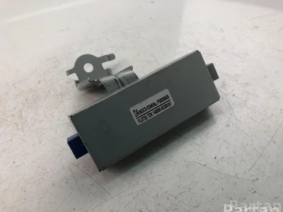 Toyota 863C0-02040 / 863C002040 COROLLA (_E12_) 2007 Amplificateur de télévision - Image 1