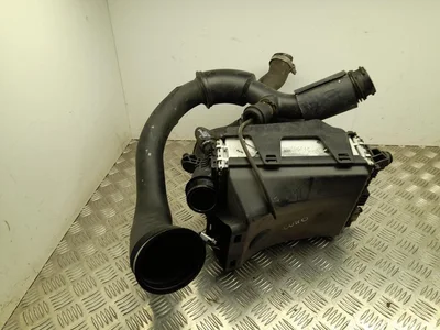 Porsche 9P1145622A, 99157547201 911 Targa (991) 2017 Refroidisseur d'air comprimé intermédiaire - Image 1