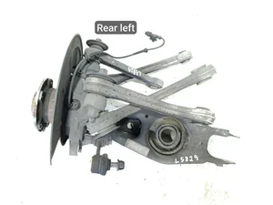 Gebrauchtes Original Maserati 670006804, 670007252, 670006273 GHIBLI (M157) 2015 Hinterer Radlagergehäuse komplett linke Seite
