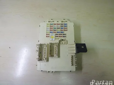 Hyundai 91950-3Z021 / 919503Z021 i40 CW (VF) 2012 Boîte à fusibles - Image 1