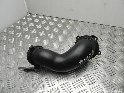 Mercedes-Benz A 651 090 19 42 / A6510901942 C-CLASS (W205) 2015 Prise d'air / Conduit d'air d'admission - Image 1