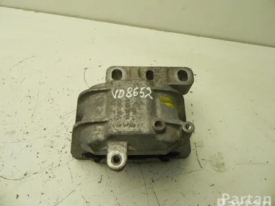 Volkswagen 1K0 199 262 CF / 1K0199262CF GOLF VI (5K1) 2012 Support moteur - Image 1
