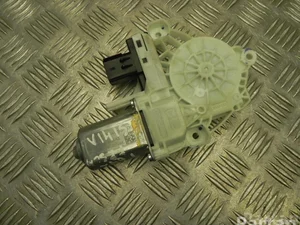 Tesla G32680-100, 080122A4042, G54953-100 / G32680100, 080122A4042, G54953100 Model Y 2022 Moteur de lève-vitre Right Rear