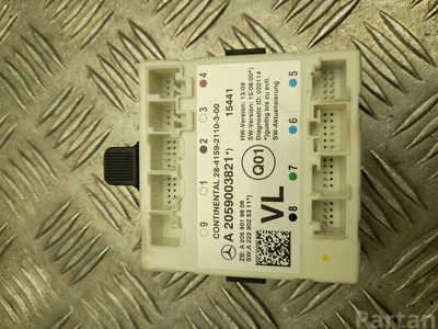 Mercedes-Benz A2059003821 C-CLASS T-Model (S205) 2015 Unité de commande pour porte Left Front - Image 1