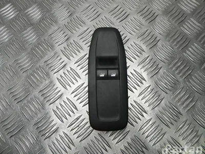 Peugeot 96664313ZD 208 2014 Commutateur multiple - Image 1