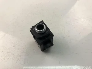 Audi 8W1919616 A4 (8W2, B9) 2019 Contrôle / Boutons