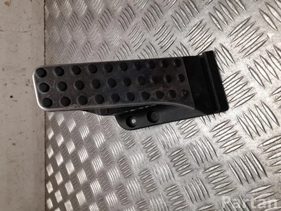 Mercedes-Benz A 223 300 01 00 / A2233000100 C-Class (W206) 2022 Fahrpedal - Bild 1