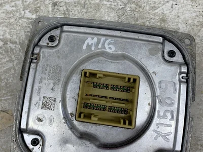 Opel 9840014880 Astra L Hatchback 2023 Unité de contrôle de la lumière - Image 1