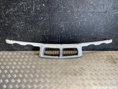 BMW 8148727 5 Touring (E34) 1994 Grillades - Image 1