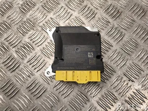 Mercedes-Benz A 907 905 02 08 / A9079050208 Sprinter (907/910) 2023 Unidad de control de airbag