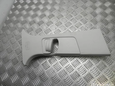 Ford 8V41-S24582-AFW / 8V41S24582AFW KUGA I 2012 Tapisserie voiture right side - Image 1