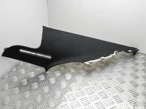 Mercedes-Benz A 203 690 24 25 / A2036902425 CLC-CLASS (CL203) 2010 Tapisserie voiture right side