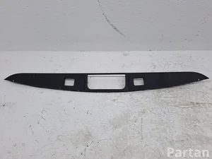 Mercedes-Benz A2057401200 C-CLASS (W205) 2015 Mango del maletero