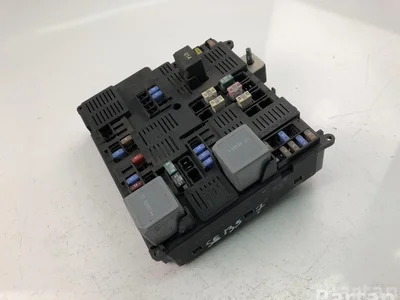 Volvo 31473770 V90 II 2018 Boîte à fusibles - Image 1