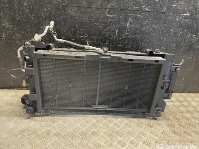 Nissan 214813NL1B, 21493B210B, 4873NL2C LEAF (ZE1) 2020 Radiateur Refroidisseur d'air comprimé intermédiaire Ventilateur de radiateur Condenseur - Image 1