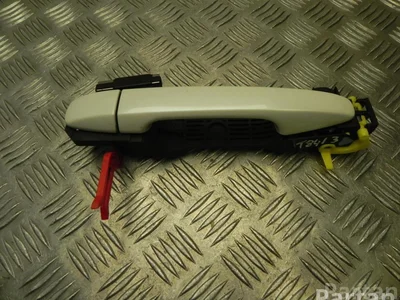 Toyota 595R VERSO (_R2_) 2014 Durų rankenėlė dešinysis galinis - Nuotrauka 1