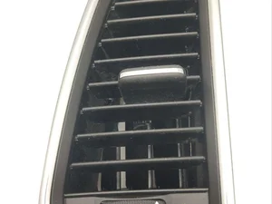 Porsche 970.552.142.03 / 97055214203 PANAMERA (970) 2015 Évent