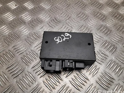 Audi 4M0 907 383 C / 4M0907383C Q7 (4M) 2017 Attelage de remorque terminé - Image 1