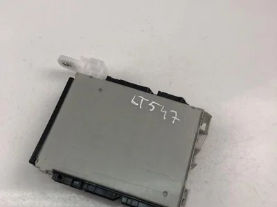 Toyota 8273002P80A COROLLA Estate (_E12_) 2004 control unit - Image 1