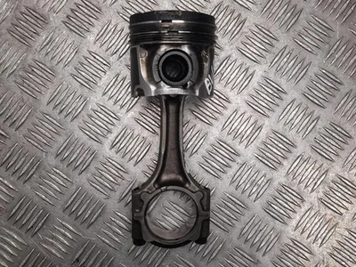 Toyota 1CD AVENSIS (_T22_) 2003 Tłok - Zdjęcie 1