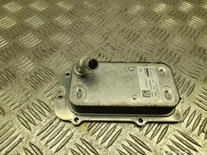 Mercedes-Benz A 725 500 07 00 / A7255000700 C-Class estate (S206) 2022 Refroidisseur d'huile