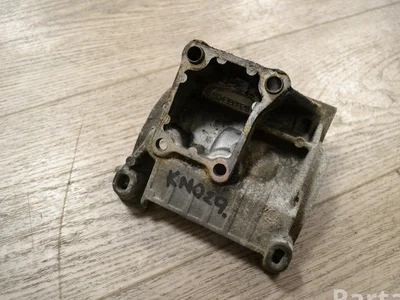 Iveco 504388828 DAILY VI Box 2018 Support - Image 1