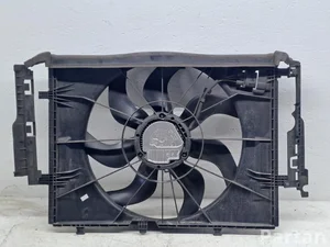 Mercedes-Benz A0999061000 C-CLASS (W205) 2015 Radiatoriaus ventiliatorius