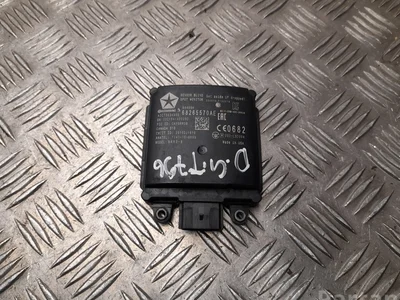 Jeep 68265570AE GRAND CHEROKEE IV (WK, WK2) 2016 Unité de contrôle pour la surveillance des angles morts - Image 1