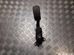 Toyota 78110-02211 / 7811002211 COROLLA ( E210) Sedan 2021 Pédale d'accélérateur