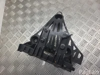 Tesla 1667014-01-C / 166701401C Model Y 2025 Скоба