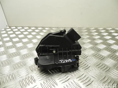 Ford BM5A-A21812-CB / BM5AA21812CB FOCUS III 2012 Serrure de porte - Image 1