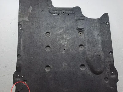 BMW A1102030 X3 (F25) 2011 Cache de protection sous moteur - Image 1