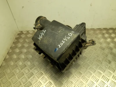 Nissan 1173104S01 NP300 NAVARA Pickup (D23) 2016 Boîtier de filtre à air - Image 1