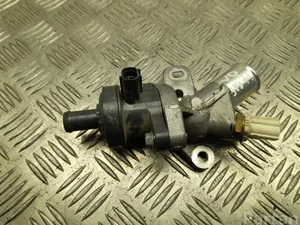 Škoda 04E972627GJ SUPERB III Estate (3V5) 2015 Pompe à eau supplémentaire