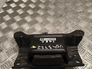 Volkswagen 3Q0 199 555 J / 3Q0199555J PASSAT (3G2) 2017 Zawieszenie silnika