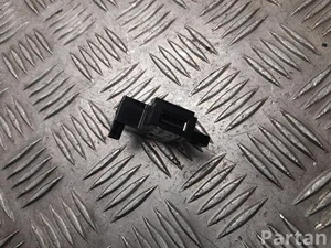 XPeng 8275004DF1 P7 2025 Input device USB