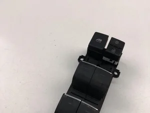 Toyota 84040-02160 / 8404002160 C-HR (_X1_) 2018 Botón de elevación de ventanas