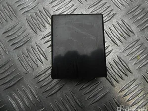 Toyota 88650-1E370 / 886501E370 YARIS (_P1_) 2000 Unités de contrôle