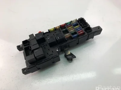Volvo 518322110 S60 I 2008 Fuse Box - Image 1