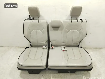 Chrysler Pacifica 2018 Siège arrière - Image 1