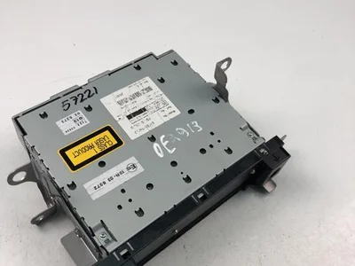 Toyota 86120-74010 / 8612074010 IQ (_J1_) 2012 Radio / lecteur CD - Image 1