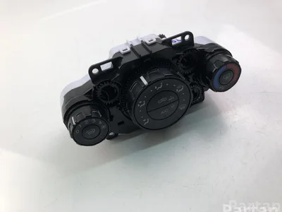 Ford 8A61-19980-DF / 8A6119980DF FIESTA VI Van 2011 Contrôle automatique de la climatisation - Image 1