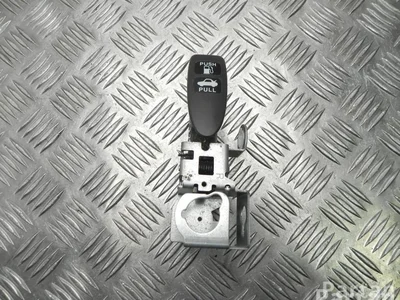 Honda F4K CIVIC VIII Saloon (FD, FA) 2008 Bouton d'ouverture du bouchon d'essence - Image 1