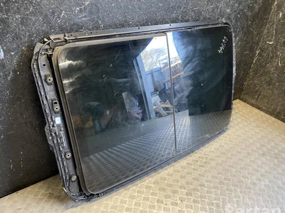 MG 10722000 ZS EV 2022 Toit ouvrant - Image 1