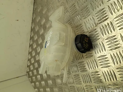 Ford USA LJ93-8A080-AC / LJ938A080AC Mustang Mach-E 2022 Vase d'expansion du liquide de refroidissement - Image 1