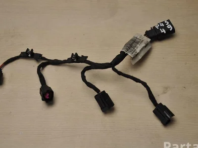 Audi 06L971627M A5 Sportback (F5A) 2019 Fils du compartiment moteur - Image 1