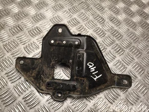 Mercedes-Benz A 447 832 46 00 / A4478324600 EQV (W447) 2020 Soporte del motor