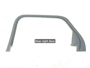 Bentley 36A867604 BENTAYGA 2017 Накладка рамы окна сзади справа