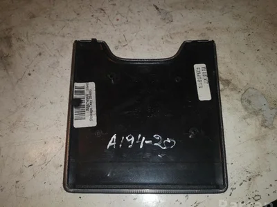 Volvo 8674966 XC90 I 2004 Support pour la garniture - Image 1